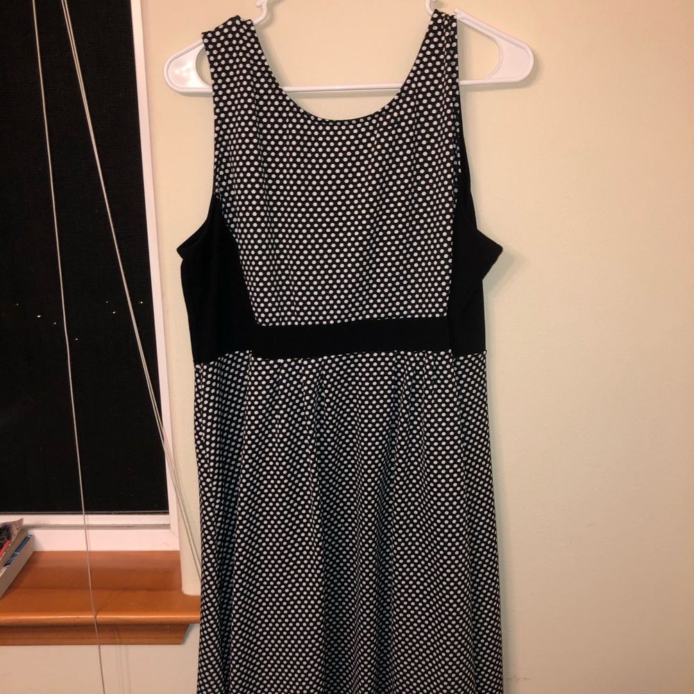 Polka dot maternity dress